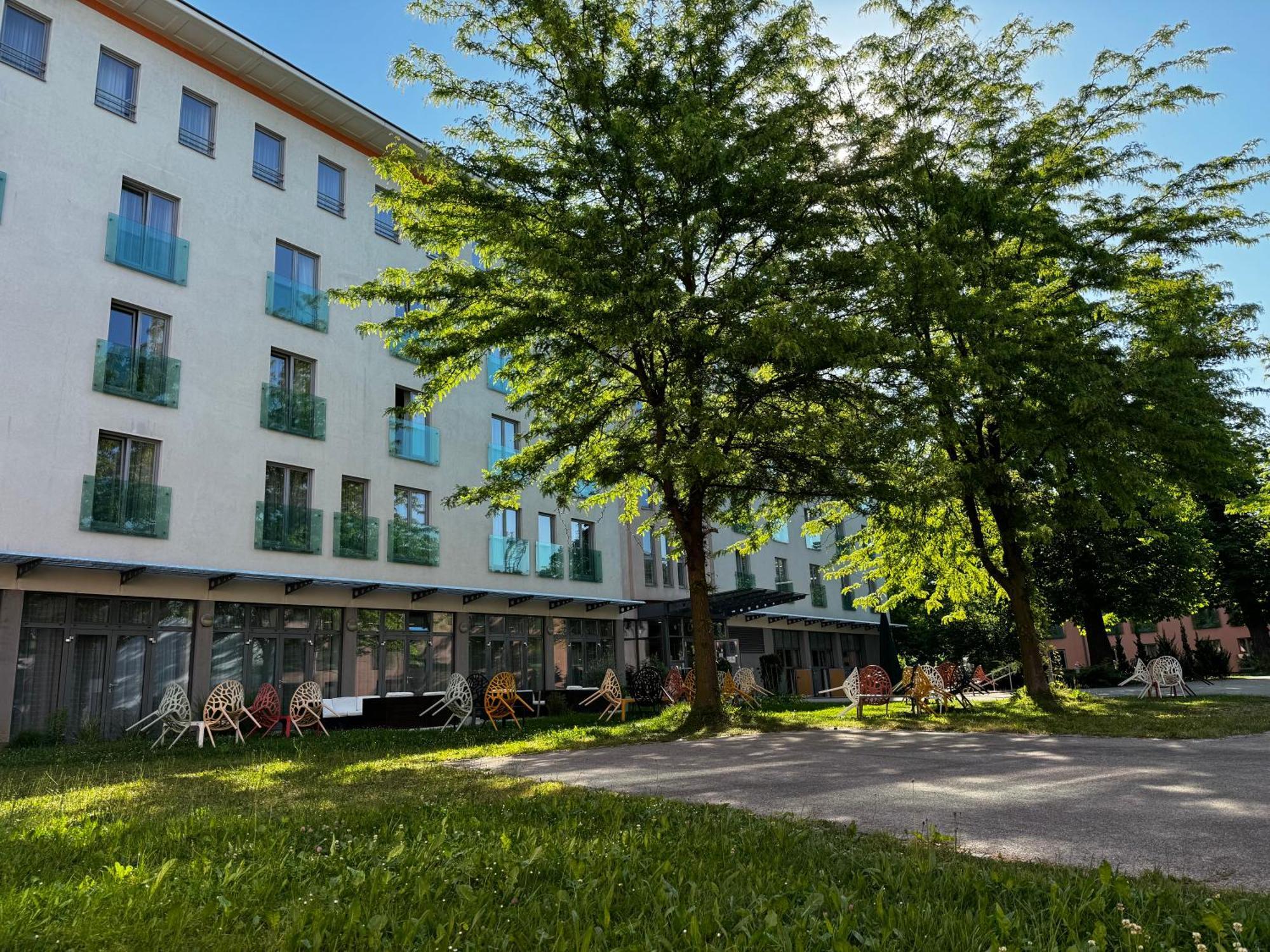 Europahaus Wien Екстериор снимка