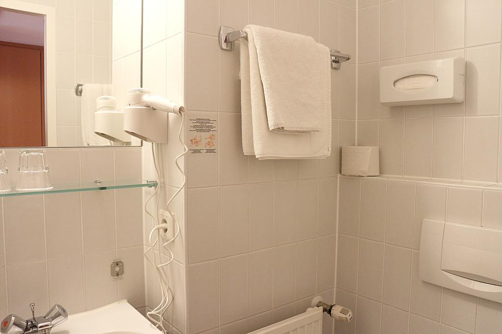 Europahaus Wien Екстериор снимка